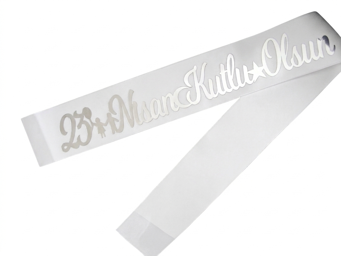 KUMAŞ KUŞAK 23 NİSAN BEYAZ GÜMÜŞ