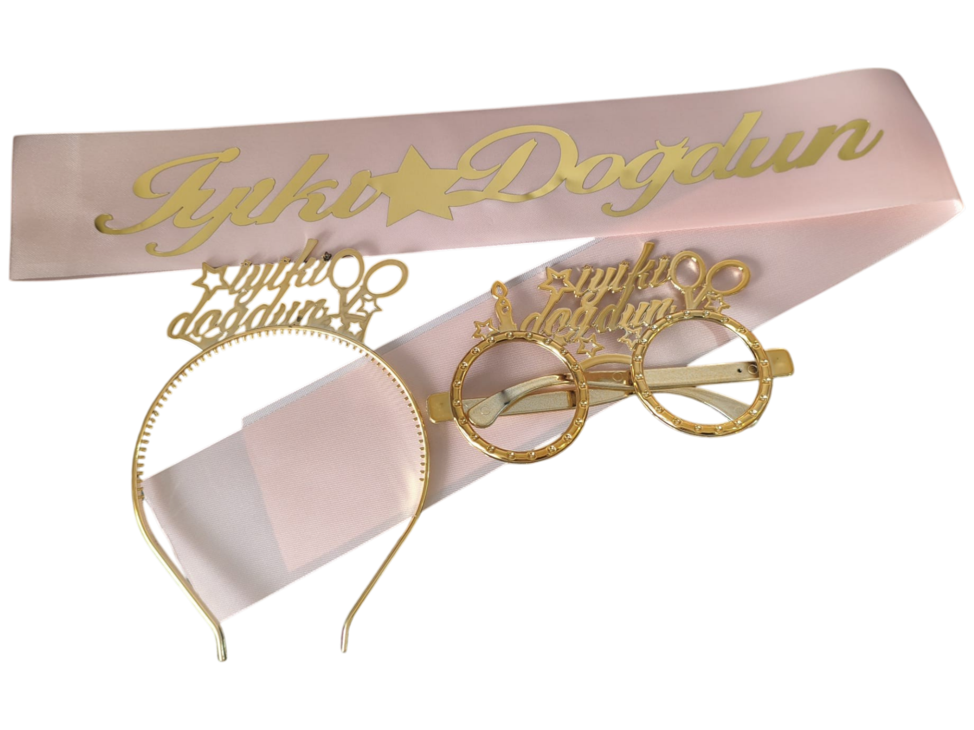 3 LÜ MİKA TAC GÖZLÜK KUŞAK SET PEMBE İYİKİ DOĞDUN GOLD